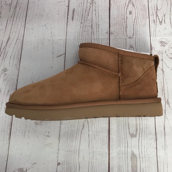 UGG Classic Ultra Mini Chestnut Boots - Picture 5 of 7